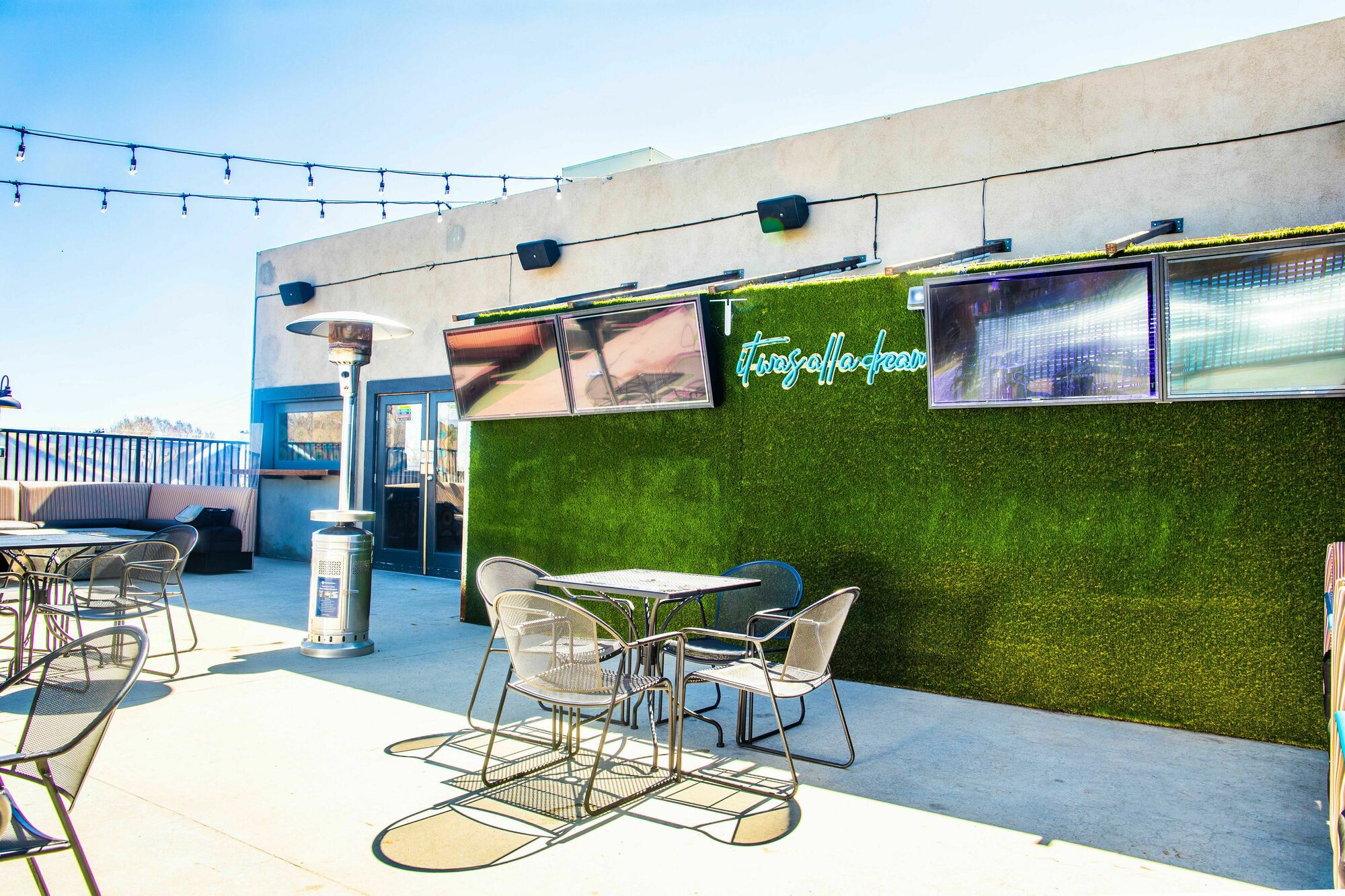 Bar/Restaurant Business Asset